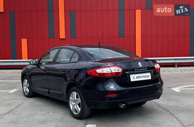 Седан Renault Fluence 2015 в 