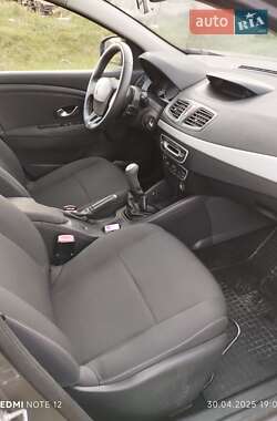 Седан Renault Fluence 2010 в 