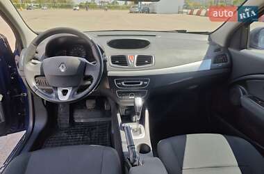 Седан Renault Fluence 2011 в 