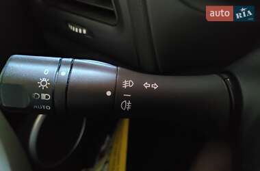 Седан Renault Fluence 2011 в 