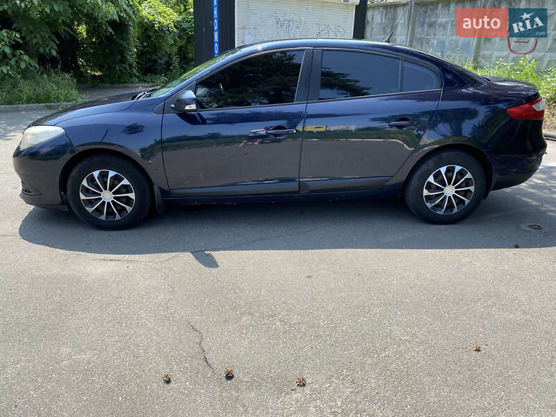 Седан Renault Fluence 2013 в Киеве