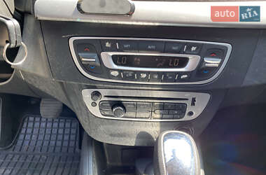 Седан Renault Fluence 2013 в 