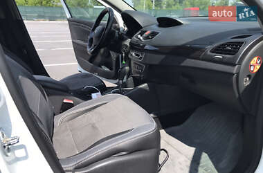 Седан Renault Fluence 2010 в 