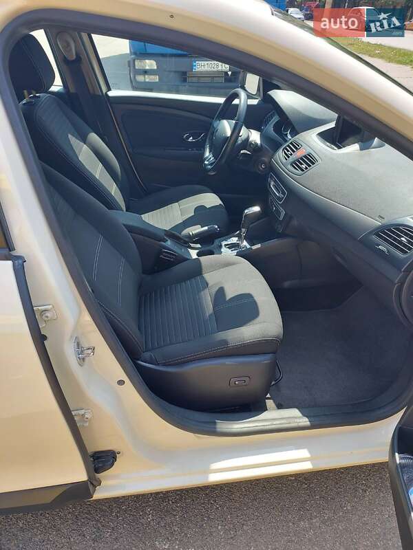 Седан Renault Fluence 2015 в Днепре
