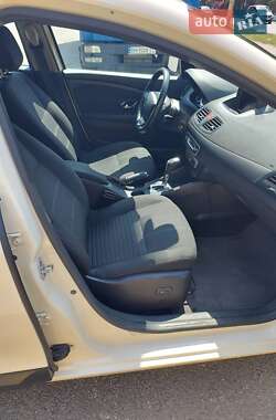 Седан Renault Fluence 2015 в 