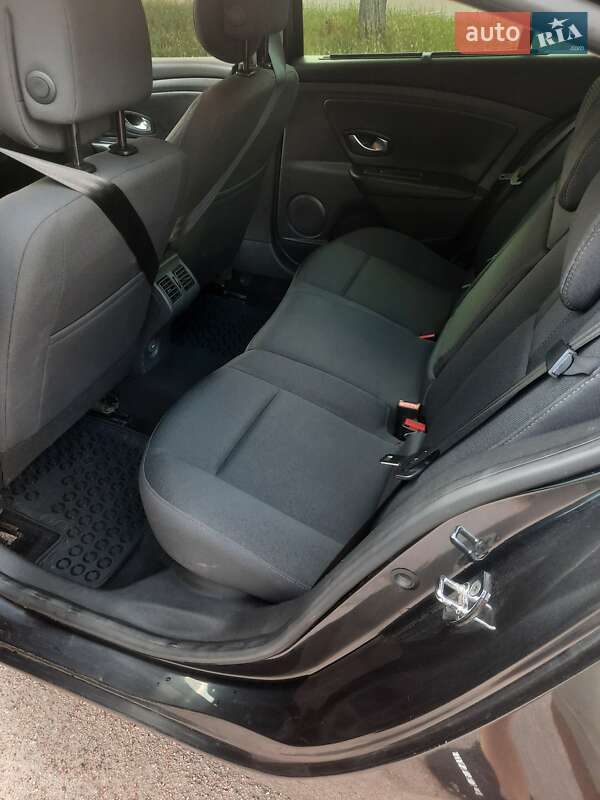 Седан Renault Fluence 2010 в Черкассах