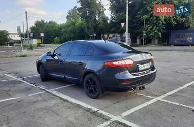 Седан Renault Fluence 2010 в 
