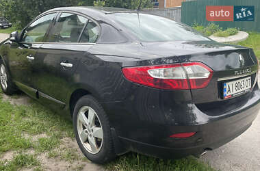 Седан Renault Fluence 2011 в 