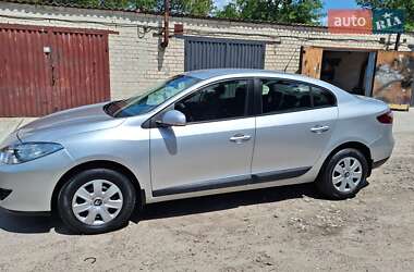 Седан Renault Fluence 2011 в 