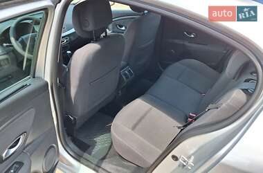 Седан Renault Fluence 2011 в 