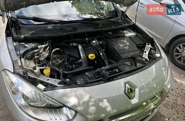 Седан Renault Fluence 2011 в 