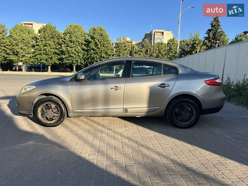Седан Renault Fluence 2011 в Ивано-Франковске фото 2 Седан Renault Fluence 2011 в Ивано-Франковске