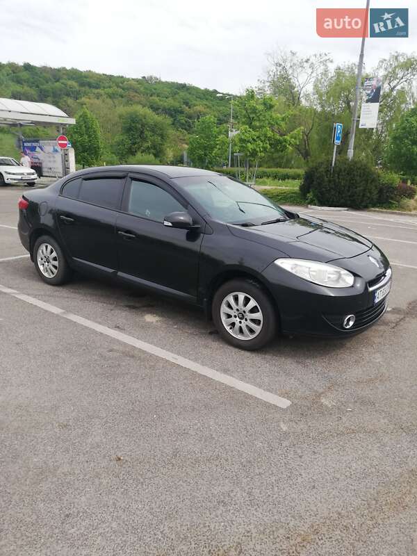 Седан Renault Fluence 2010 в Ивано-Франковске
