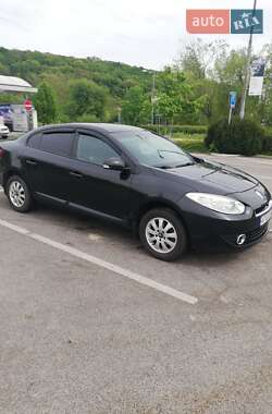Седан Renault Fluence 2010 в 