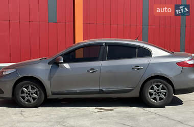 Седан Renault Fluence 2013 в 