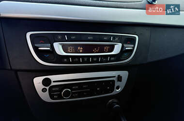 Седан Renault Fluence 2013 в 