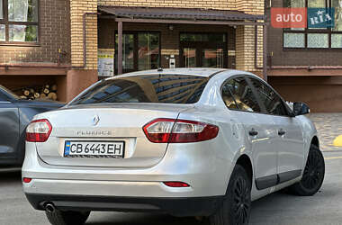 Седан Renault Fluence 2011 в 