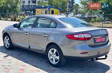 Седан Renault Fluence 2010 в 