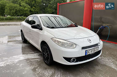 Седан Renault Fluence 2012 в Новояворовске