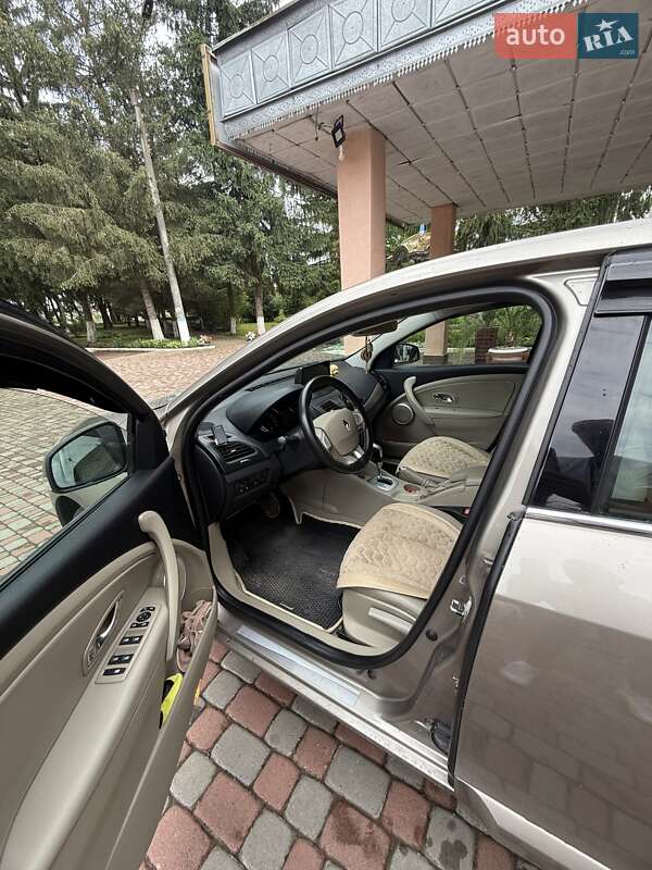 Седан Renault Fluence 2012 в Ивано-Франковске