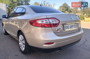 Седан Renault Fluence 2010 в 
