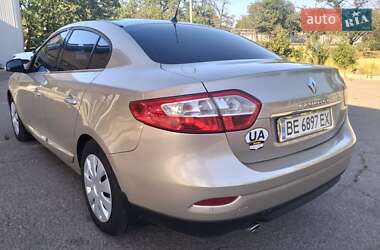 Седан Renault Fluence 2010 в 