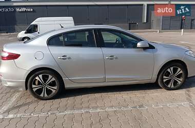 Седан Renault Fluence 2011 в 