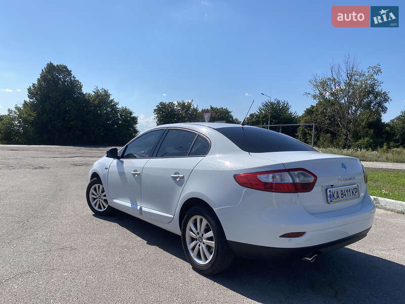 Седан Renault Fluence 2012 в Сквире