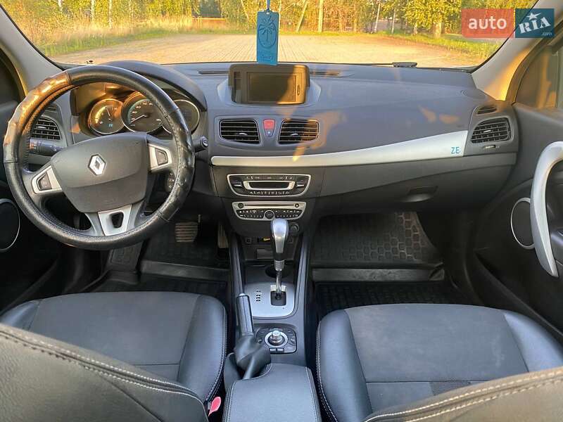 Седан Renault Fluence 2011 в Дрогобыче