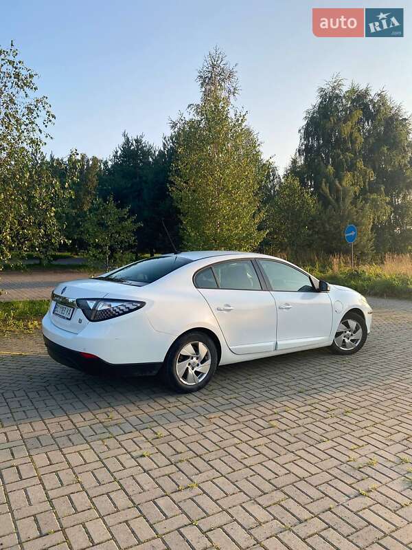 Седан Renault Fluence 2011 в Дрогобыче