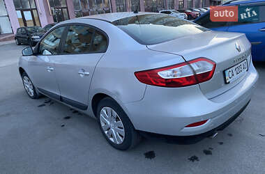 Седан Renault Fluence 2010 в 