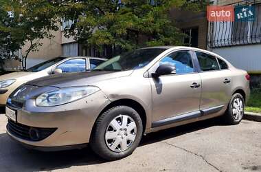 Седан Renault Fluence 2011 в 