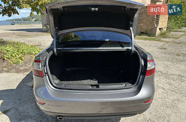 Седан Renault Fluence 2012 в 