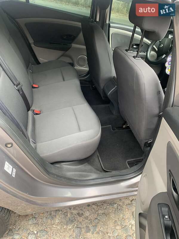 Седан Renault Fluence 2011 в Бучі