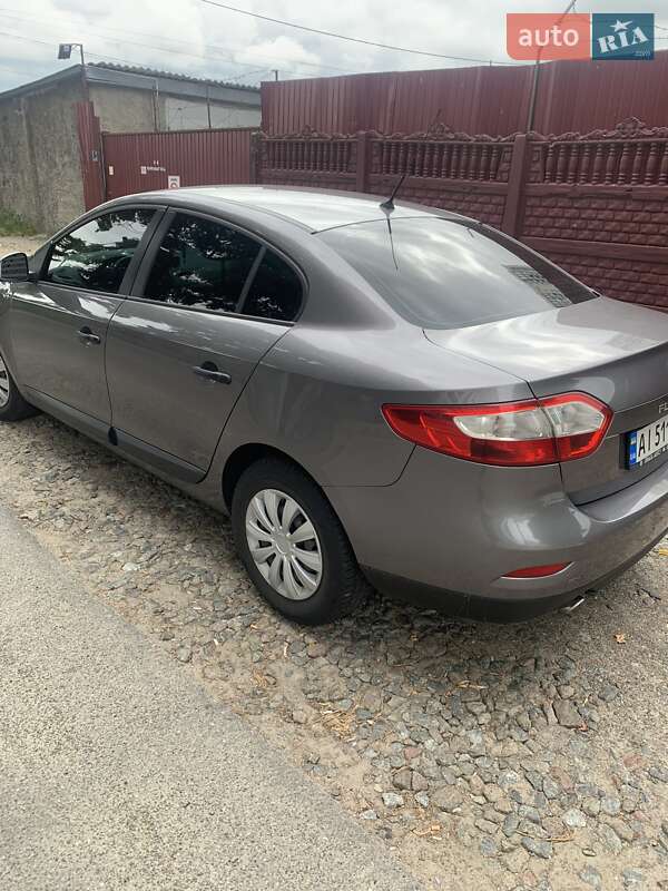Седан Renault Fluence 2011 в Бучі