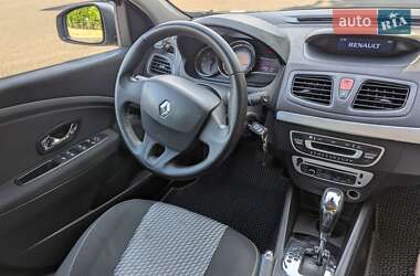 Седан Renault Fluence 2015 в 
