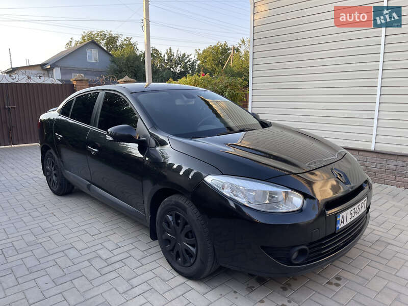 Седан Renault Fluence 2010 в Киеве