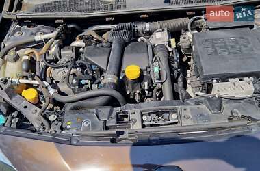 Седан Renault Fluence 2015 в 