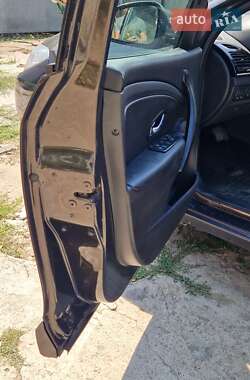 Седан Renault Fluence 2015 в 