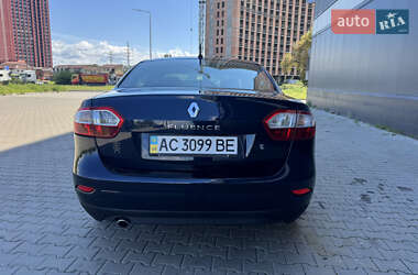 Седан Renault Fluence 2012 в 