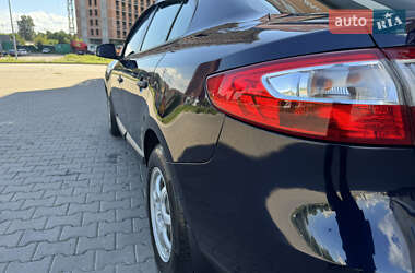 Седан Renault Fluence 2012 в 