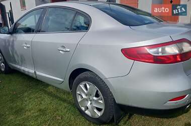 Седан Renault Fluence 2012 в 