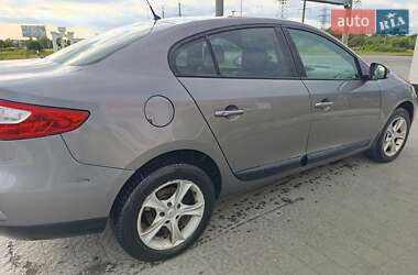 Седан Renault Fluence 2013 в 