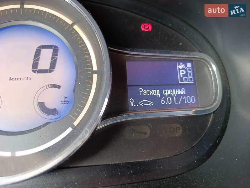 Седан Renault Fluence 2013 в Львові