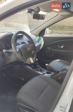 Седан Renault Fluence 2012 в 