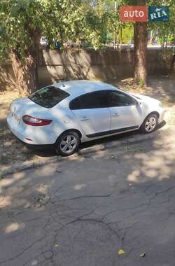Седан Renault Fluence 2012 в 