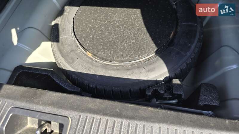 Седан Renault Fluence 2012 в Нетешине фото 21 Седан Renault Fluence 2012 в Нетешине