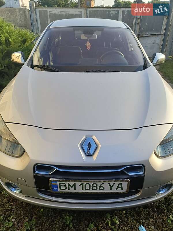 Седан Renault Fluence 2011 в 
