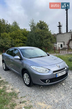 Седан Renault Fluence 2010 в Львові