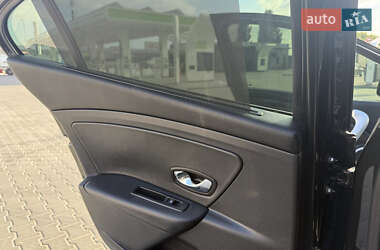Седан Renault Fluence 2012 в 